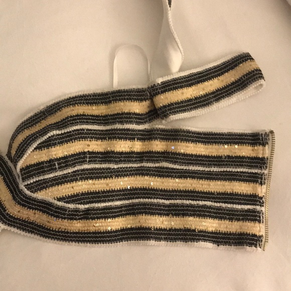 Eliya The Label Choker Top - Picture 4 of 7